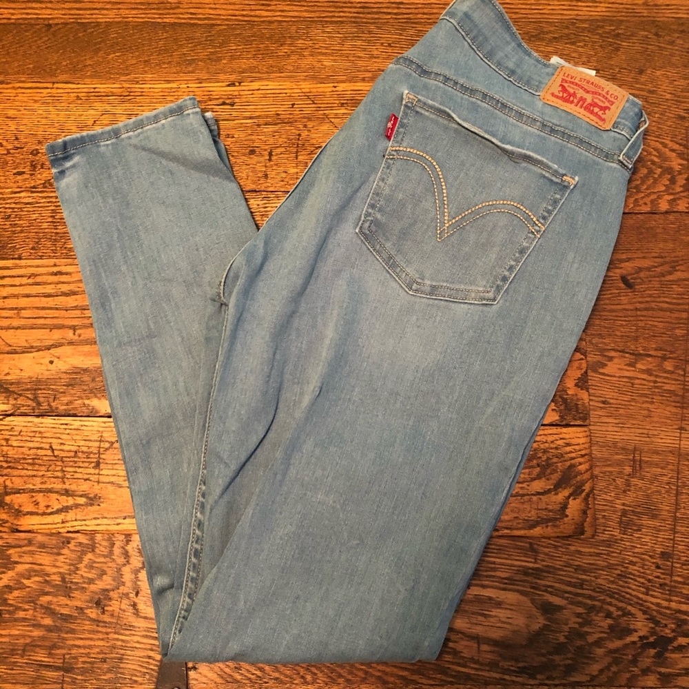 Levi’s Women’s jeans